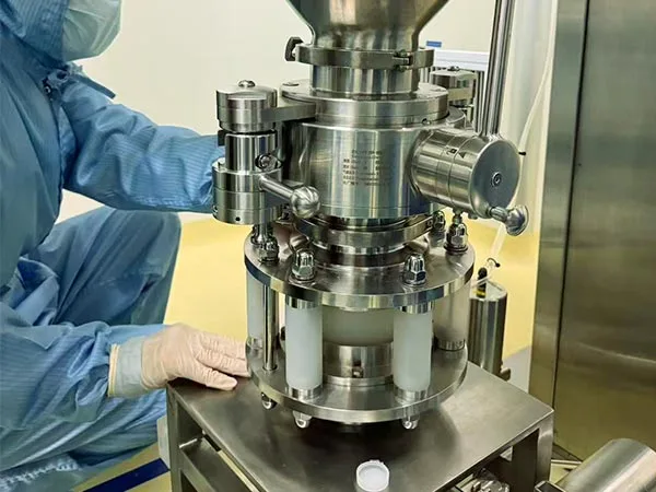 High-Containment Split Butterfly Valves Enable Nanogram-Level Powder Transfer